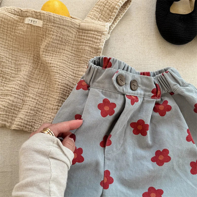 Children Girls Flower Pant Cotton Printed Loose Cropped Pant Fot Baby Girl Ins Toddler Girl Mosquito-proof Pant Kids Girl Shorts
