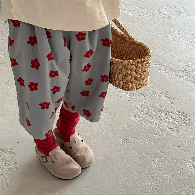 Children Girls Flower Pant Cotton Printed Loose Cropped Pant Fot Baby Girl Ins Toddler Girl Mosquito-proof Pant Kids Girl Shorts