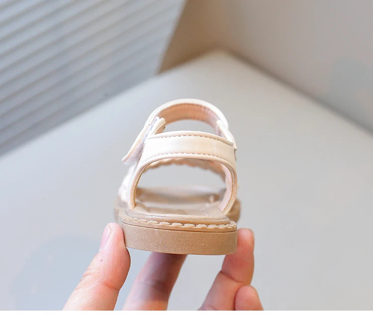 Toddlers Girls Sandals Kids Princess Beach Shoes 2024 Brand New Cross Tied Weave Style Fashion Children Summer Sandals Soft Cute