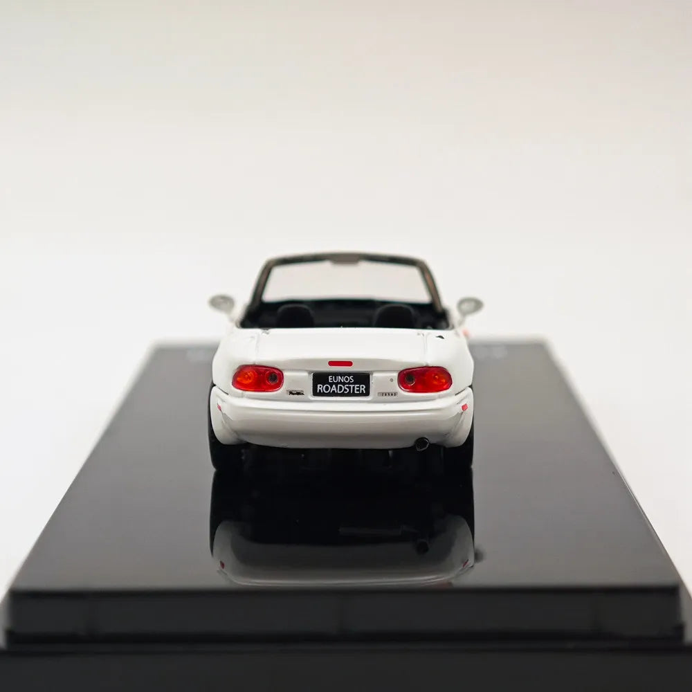 1/64 Hobby JAPAN For EUNOS ROADSTER NA6CE WITH TONNEAU COVER White HJ642025AW Diecast Models Car Limited Collection Toys Gift