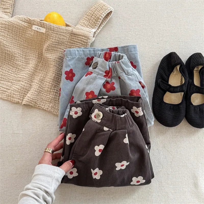 Children Girls Flower Pant Cotton Printed Loose Cropped Pant Fot Baby Girl Ins Toddler Girl Mosquito-proof Pant Kids Girl Shorts
