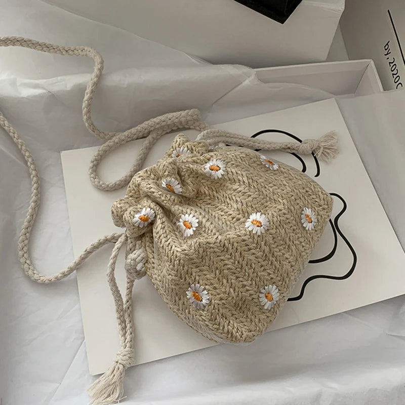 Straw Weave Bucket Bags Rattan Women Summer Beach Shoulder Bags Handbags Totes Casual Handbags Retro Mini Shoulder Messenger Bag