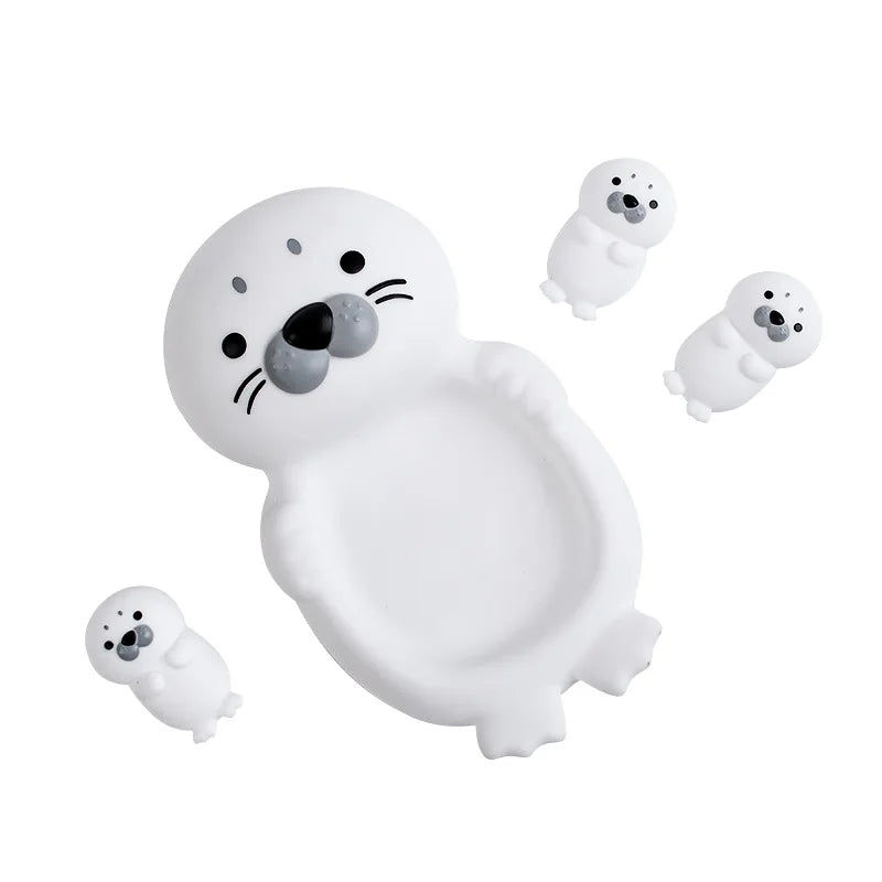 Children's Bathroom Floating Animal Otter Sealed Floating Water Toy Baby Bath Toys Swimming Pool Toy Comfort Toy