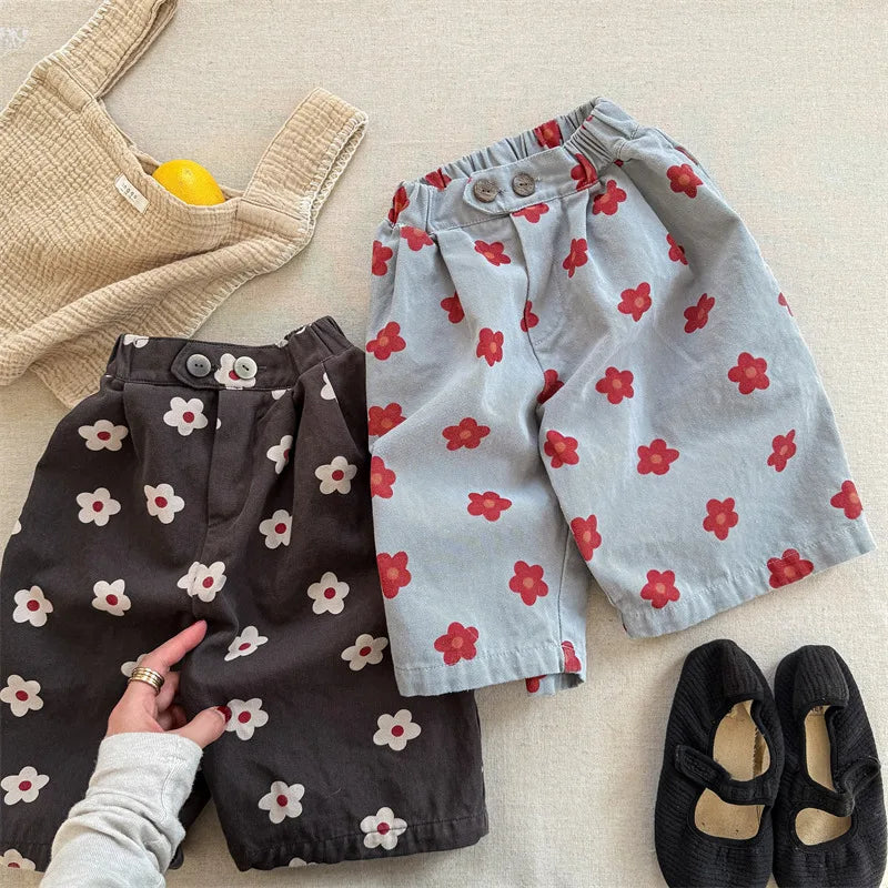 Children Girls Flower Pant Cotton Printed Loose Cropped Pant Fot Baby Girl Ins Toddler Girl Mosquito-proof Pant Kids Girl Shorts