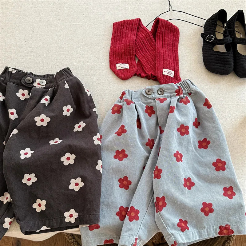 Children Girls Flower Pant Cotton Printed Loose Cropped Pant Fot Baby Girl Ins Toddler Girl Mosquito-proof Pant Kids Girl Shorts