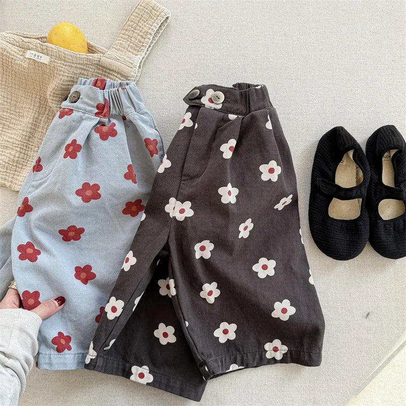 Children Girls Flower Pant Cotton Printed Loose Cropped Pant Fot Baby Girl Ins Toddler Girl Mosquito-proof Pant Kids Girl Shorts