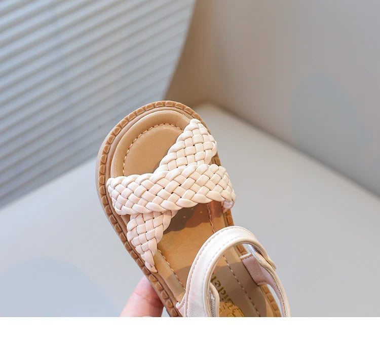 Toddlers Girls Sandals Kids Princess Beach Shoes 2024 Brand New Cross Tied Weave Style Fashion Children Summer Sandals Soft Cute