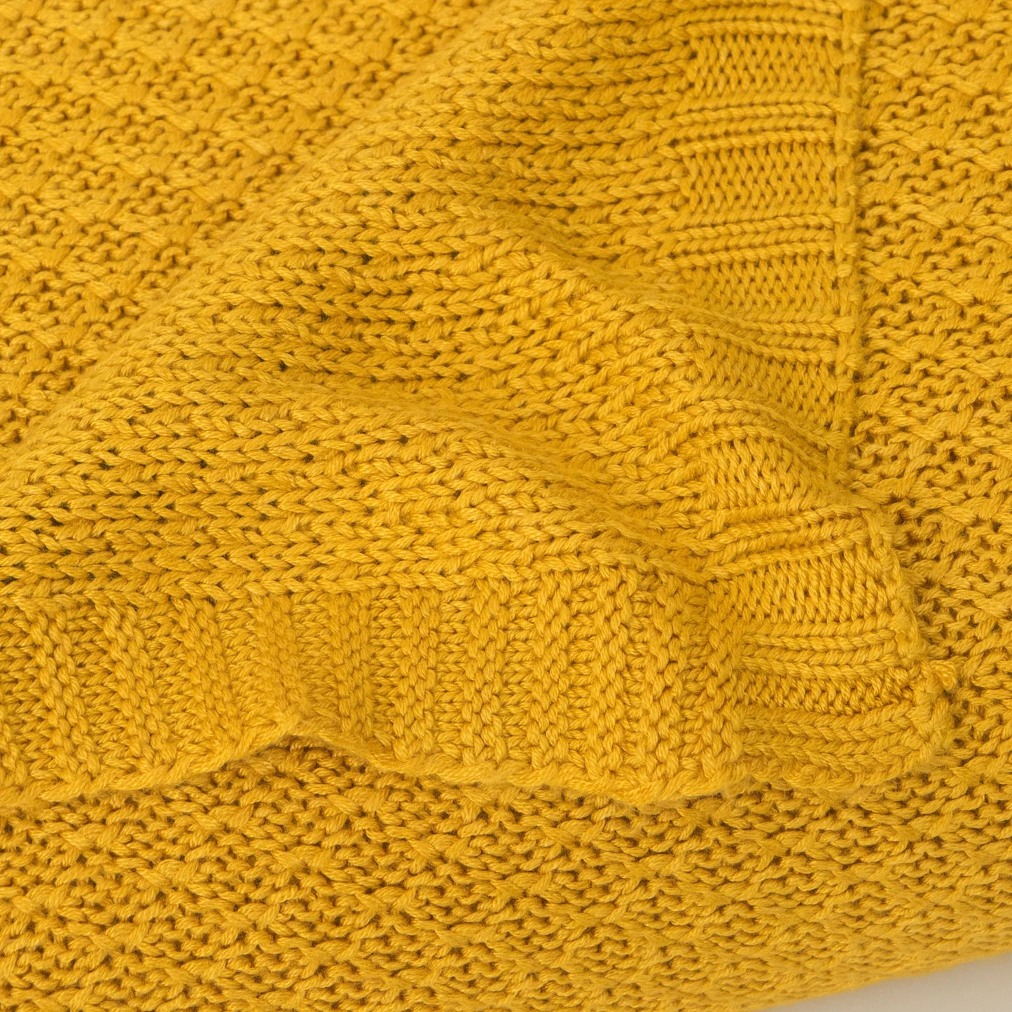 Ntbay Natural Bamboo Cable Knit Toddler Blanket, Soft and Cooling Touch Baby Blanket