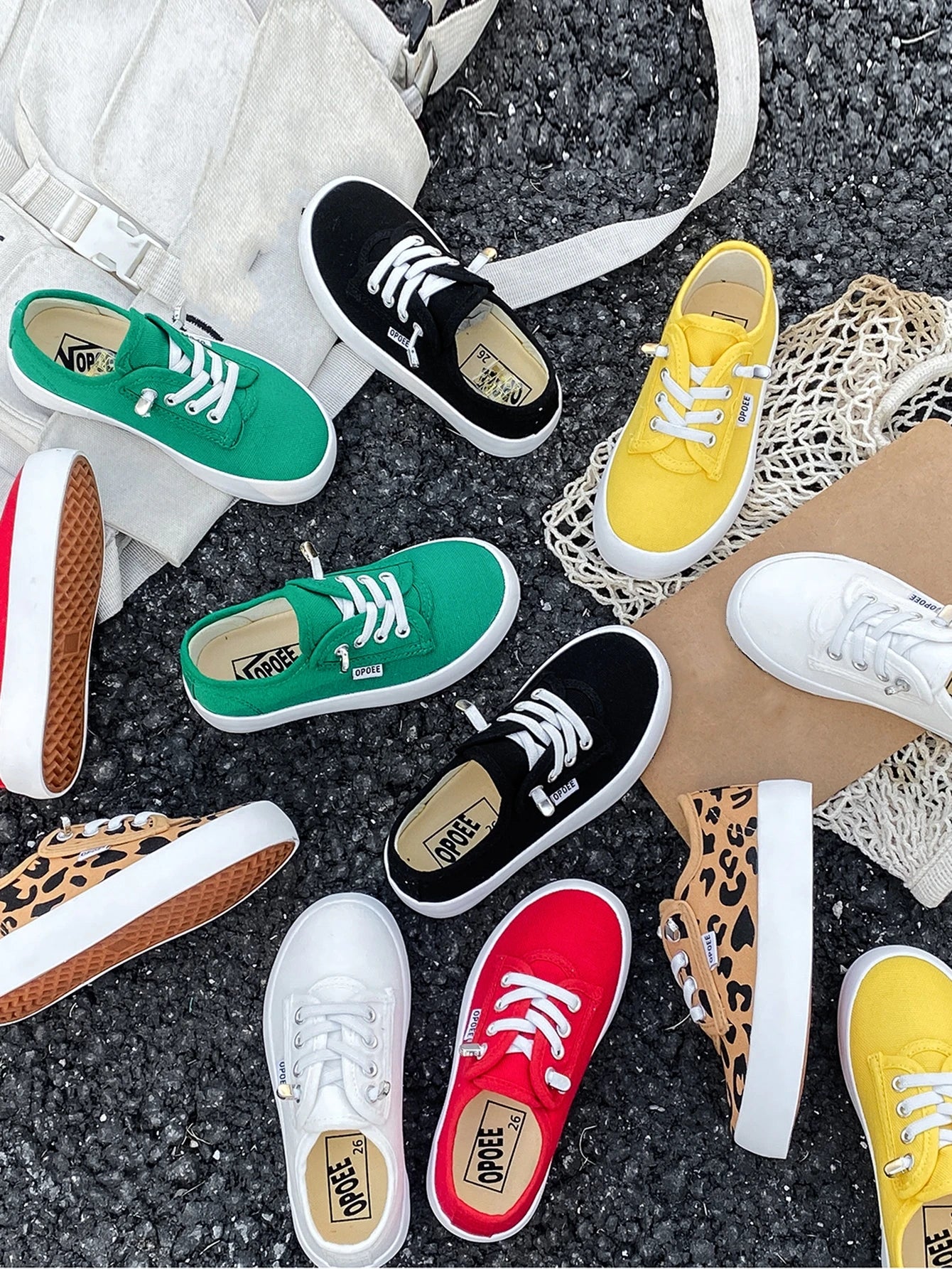 White cloth shoes baby white shoes middle sneakers children's canvas shoes Spring and autumn simple boy and girl
