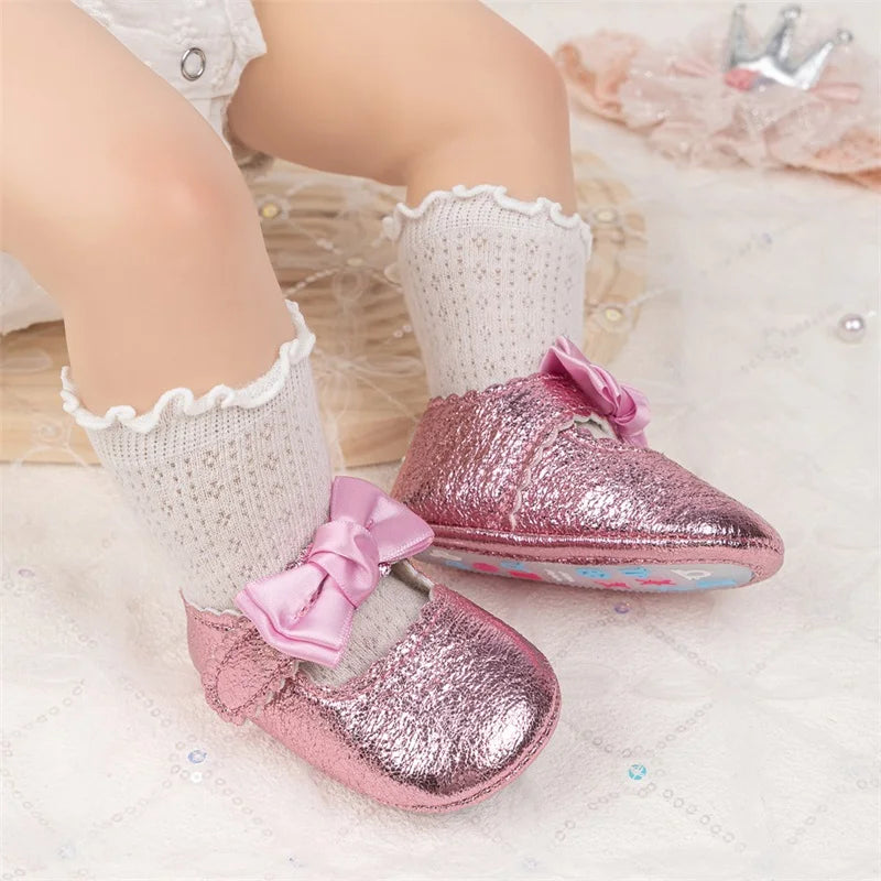 Adorable Baby Girls Moccasins with Sweet Bow Detail Soft Sole Shoes Prewalker Anti-Slip First Walker Shoes for Infants