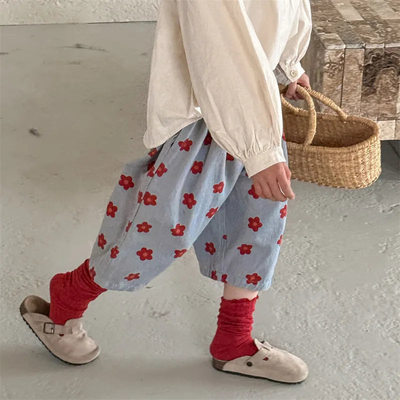 Children Girls Flower Pant Cotton Printed Loose Cropped Pant Fot Baby Girl Ins Toddler Girl Mosquito-proof Pant Kids Girl Shorts