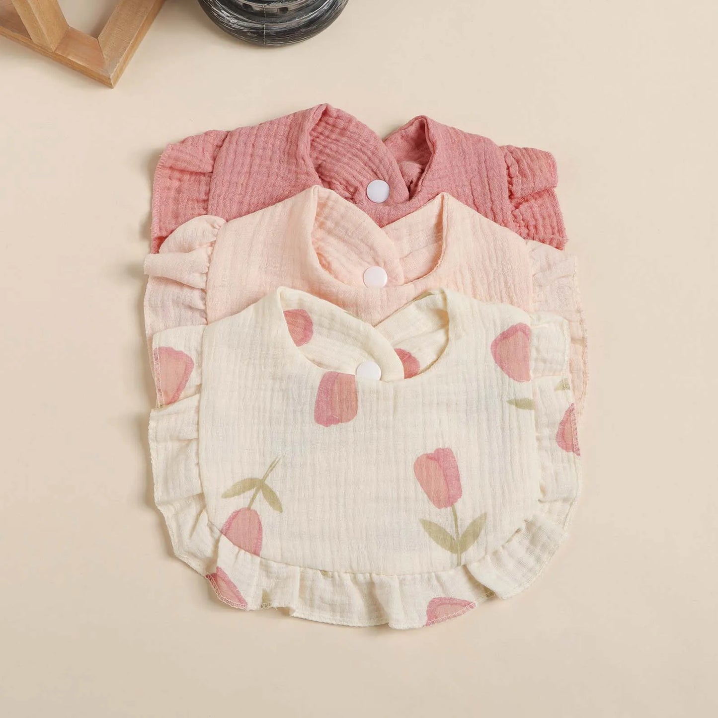 3pcs Baby Cute Ruffle Edge Saliva Towel Kids Feeding Anti Dirty Bibs Infant Burp Cloth Newborn Fashion Gift Set Accessories
