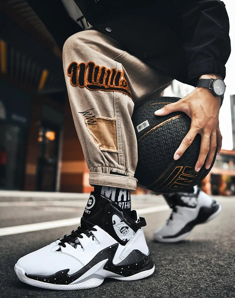 Men's  basketball shoes, breathable and non slip outdoor sports shoes, walking and running basketball shoes