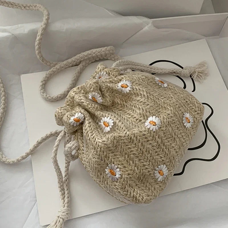 Straw Weave Bucket Bags Rattan Women Summer Beach Shoulder Bags Handbags Totes Casual Handbags Retro Mini Shoulder Messenger Bag
